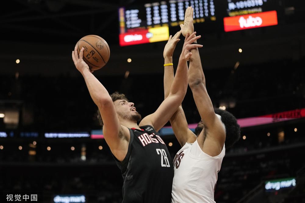 助步行者以 助步行者以