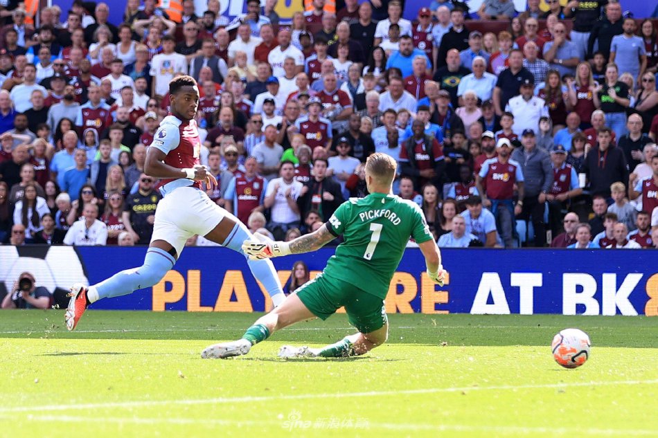 背景的人们 背景的人们